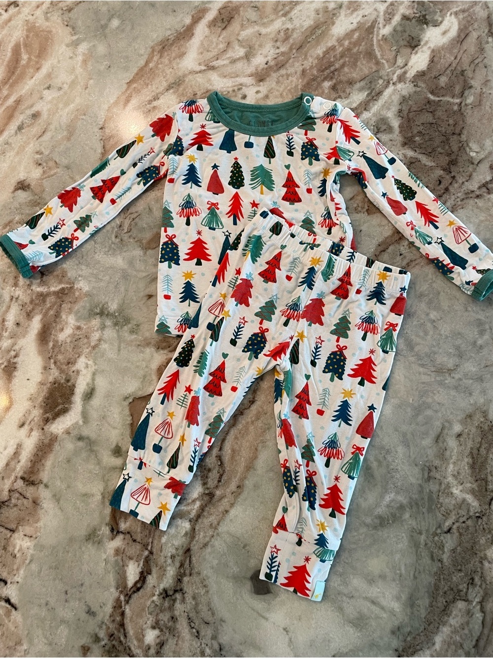 Clover Baby Christmas Tree Pajama Set 6-12 Months Colorful Print Long Sleeve